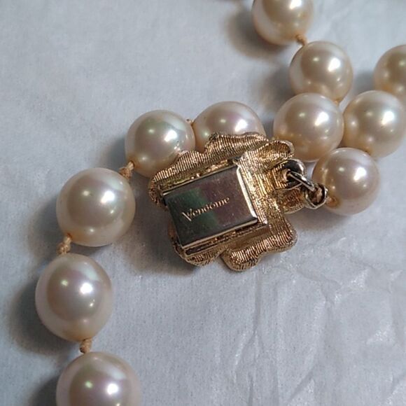 Vintage Vendome Floral Clasp Cream Pearl Knotted Necklace Cottagecore - Picture 9 of 10